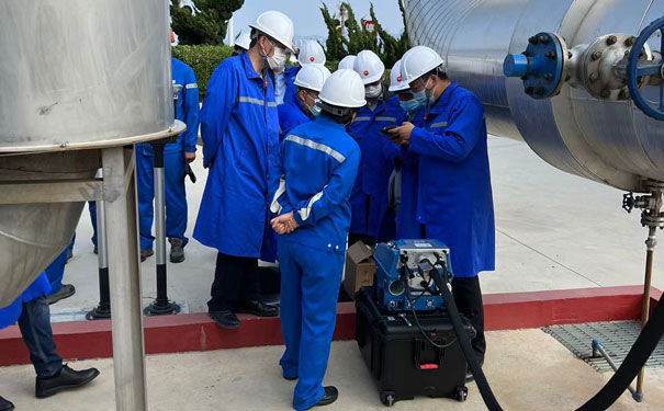 PF-300便攜式甲烷、總烴和非甲烷總烴分析儀現(xiàn)場測試